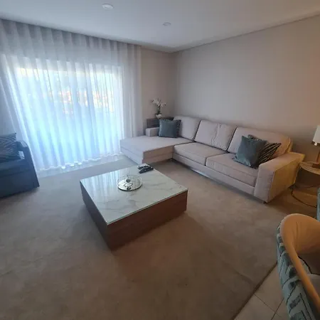 S Soares T3 Apartment Lagos